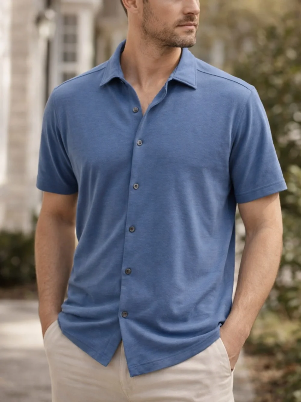 Banana Republic Men's Short-Sleeve Button-Down Shirt in Dusty Blue - Picture 1 of 10